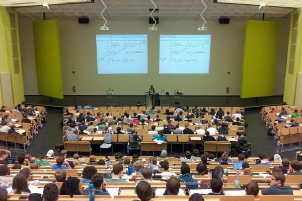 university-105709_1280